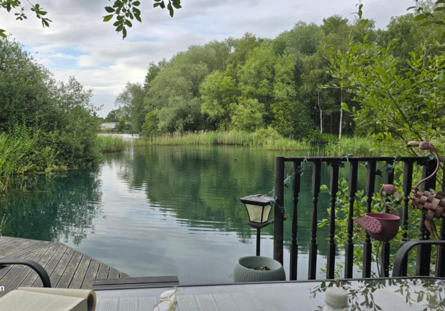 Luxury Lakeside Caravan With Hottub And Private Fishing Peg, Tattershall Lakes Luaran gambar