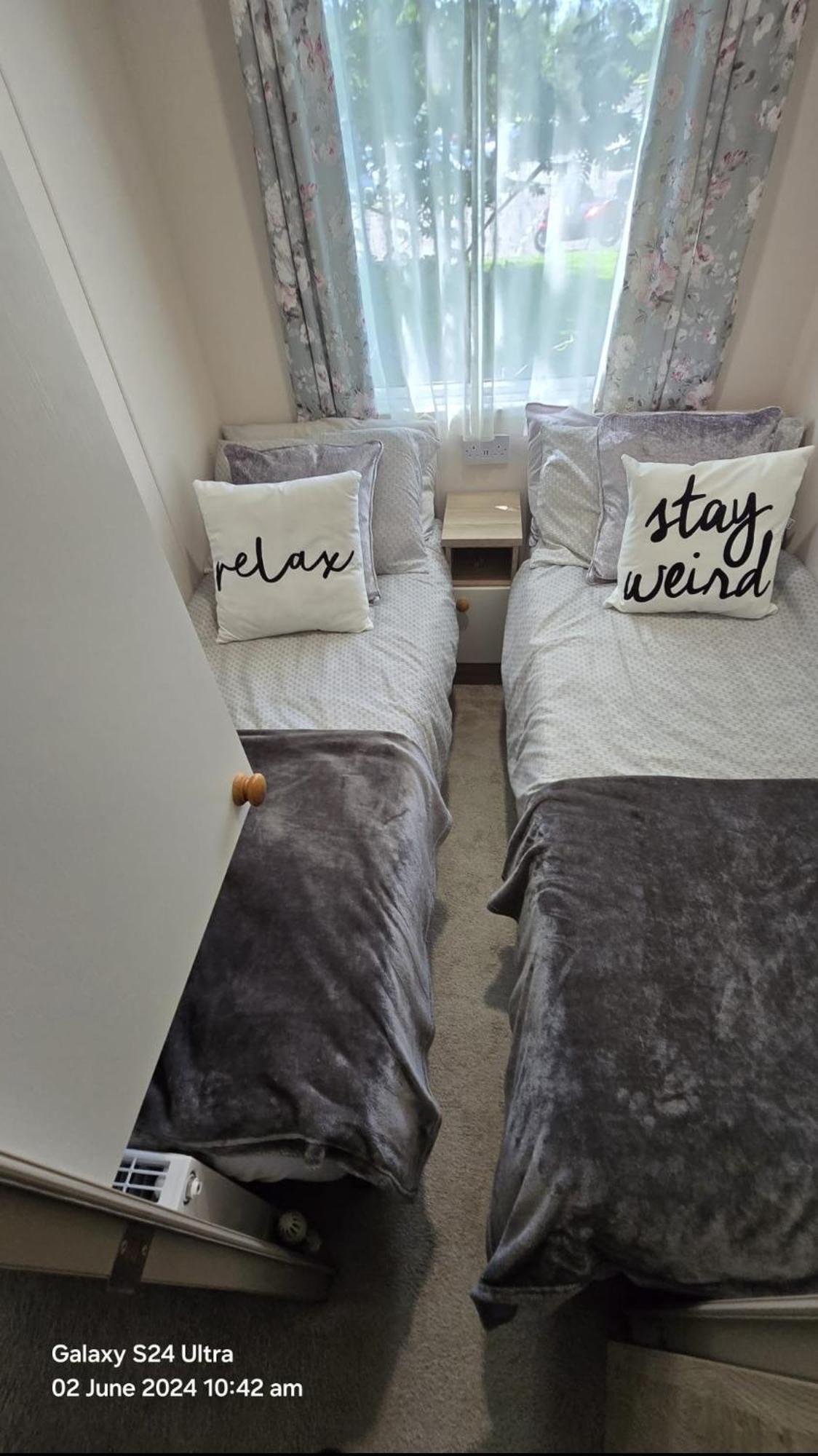Luxury Lakeside Caravan With Hottub And Private Fishing Peg, Tattershall Lakes Luaran gambar
