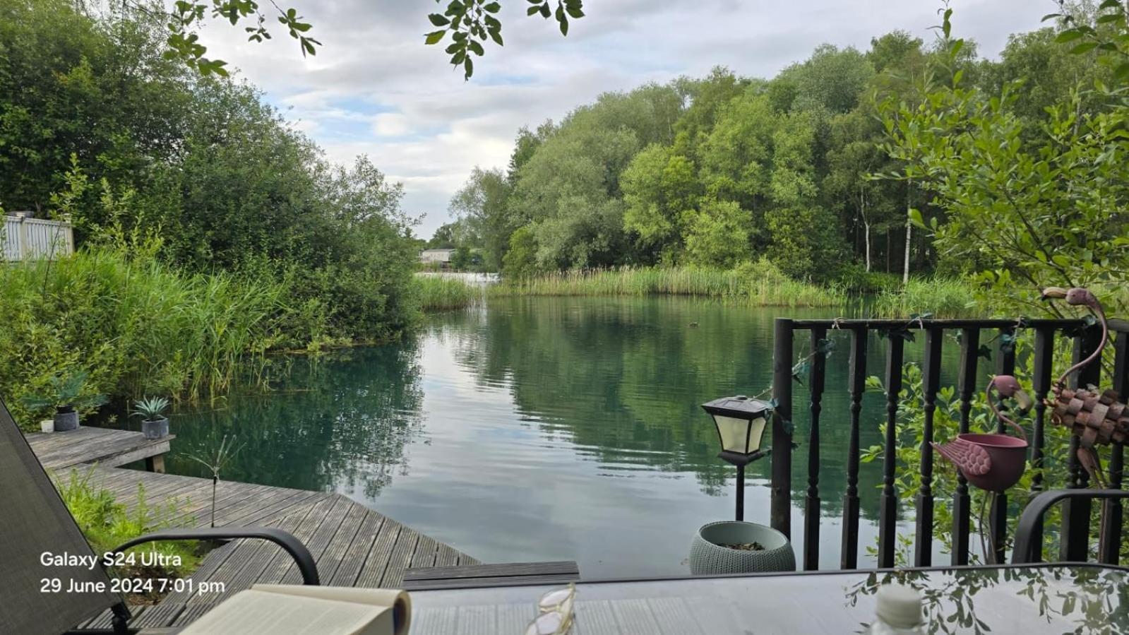 Luxury Lakeside Caravan With Hottub And Private Fishing Peg, Tattershall Lakes Luaran gambar