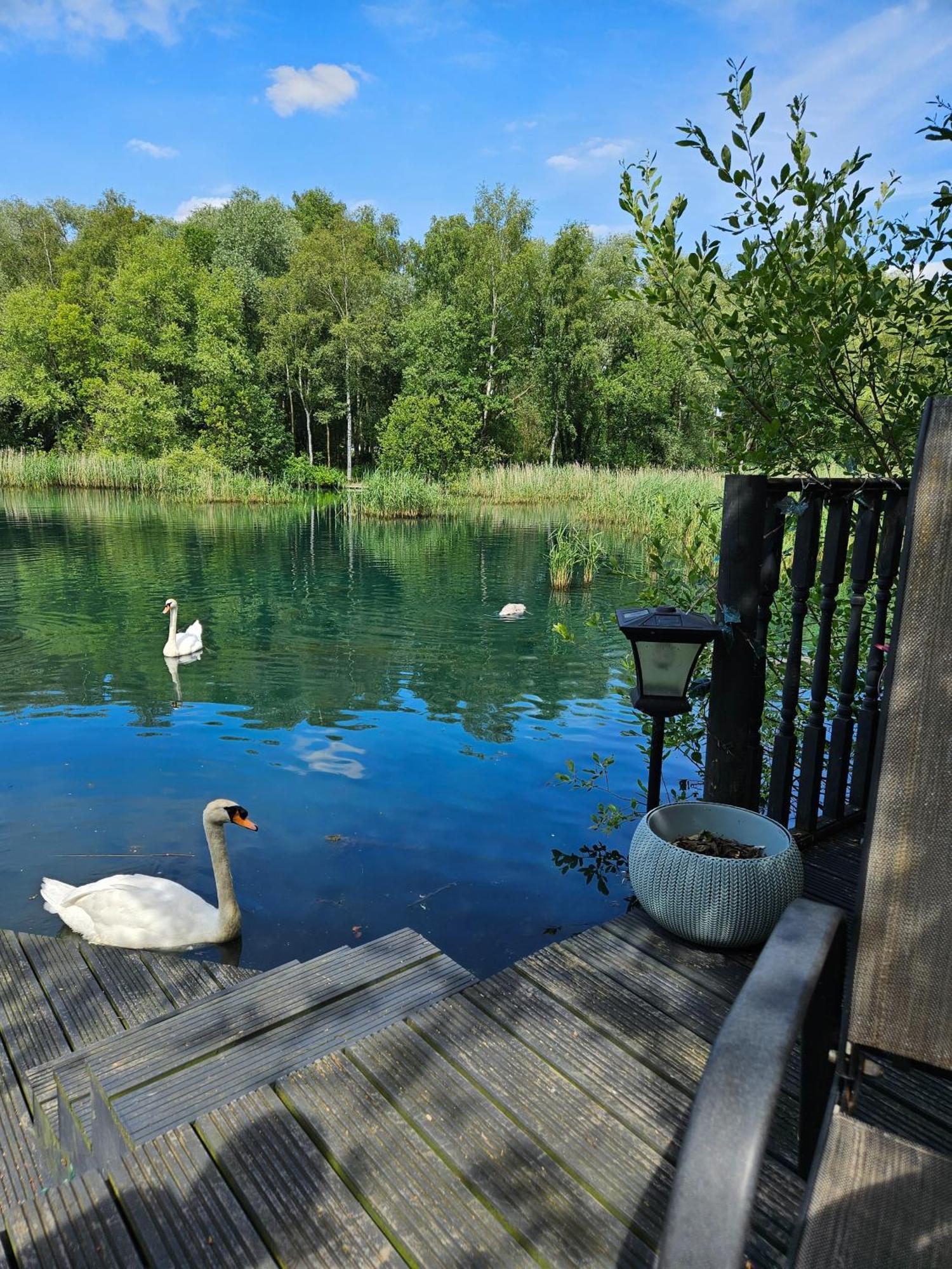 Luxury Lakeside Caravan With Hottub And Private Fishing Peg, Tattershall Lakes Luaran gambar